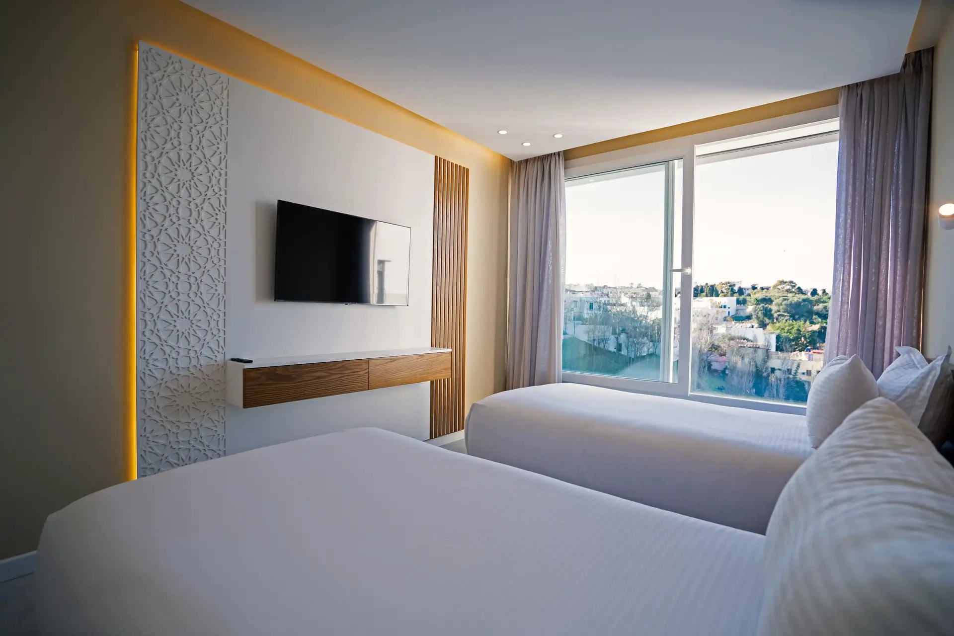 R&S Marina Bay Tanger Roof